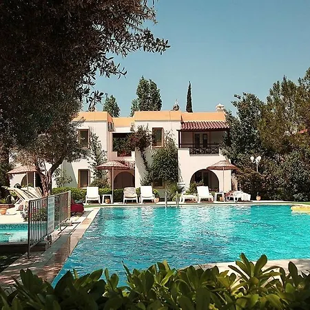 Toloman Bitezpark 3*