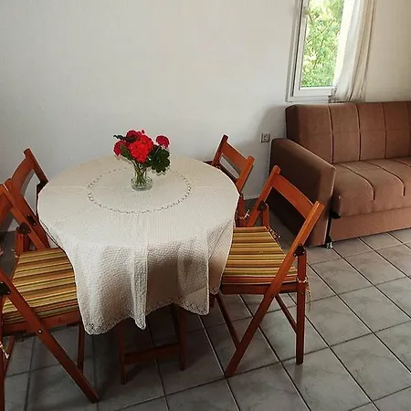 Toloman Bitezpark 아파트호텔 Bodrum