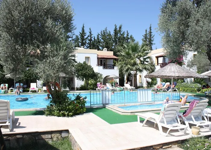 Toloman Bitezpark 3*