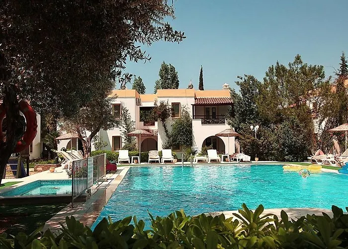 Toloman Bitezpark 3*